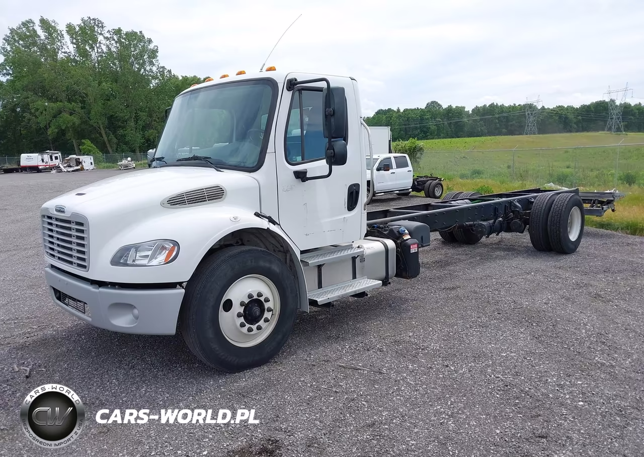 2023 Freightliner M2 106 VIN:1FVACWFC8PHUK2260 - 2