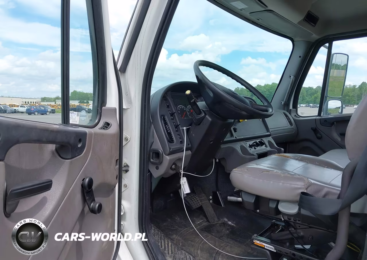 2023 Freightliner M2 106 VIN:1FVACWFC8PHUK2260 - 6