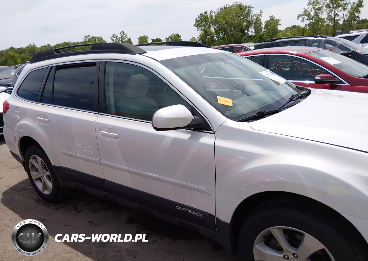 2013 Subaru Outback 2.5I Premium VIN:4S4BRCGC7D3210109 - 13