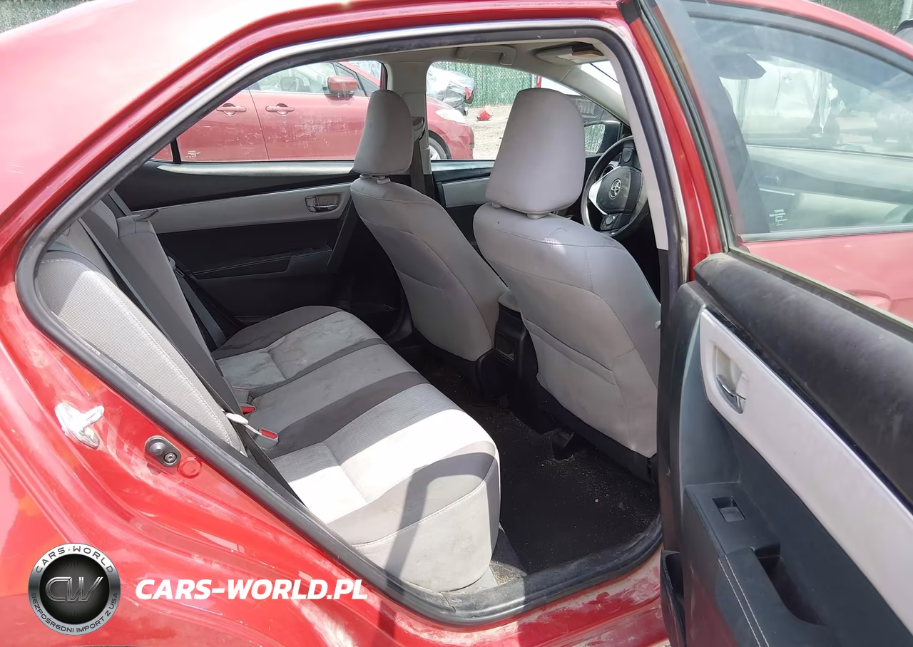 2018 Toyota Corolla Le VIN:5YFBURHE0JP753553 - 8