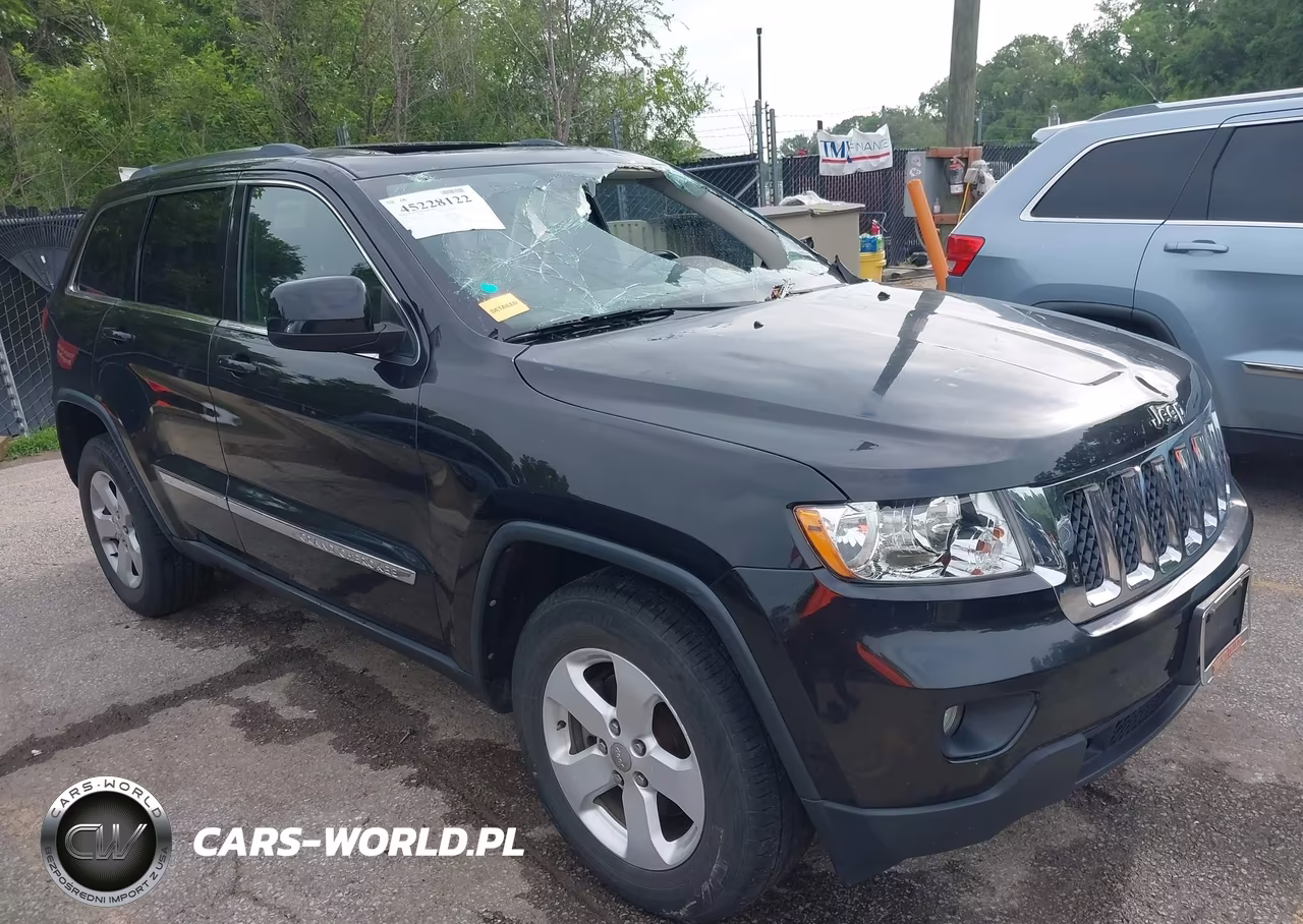 2013 Jeep Grand Cherokee Laredo – zdjęcie 1 z 17