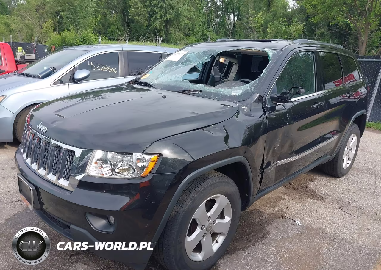 2013 Jeep Grand Cherokee Laredo VIN:1C4RJFAG1DC557782 - 2