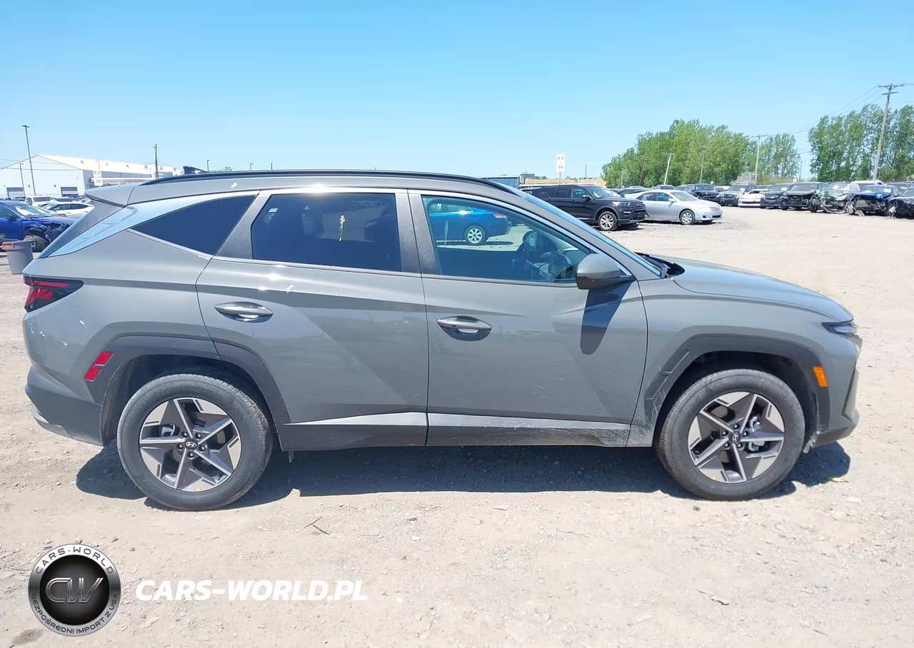 2026 Hyundai Tucson Sel VIN:5NMJBCDE8TH721581 - 13