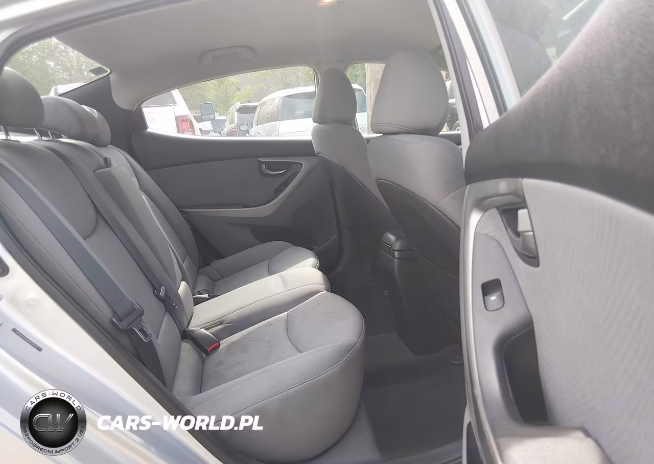 2012 Hyundai Elantra Gls VIN:5NPDH4AE8CH124715 - 8