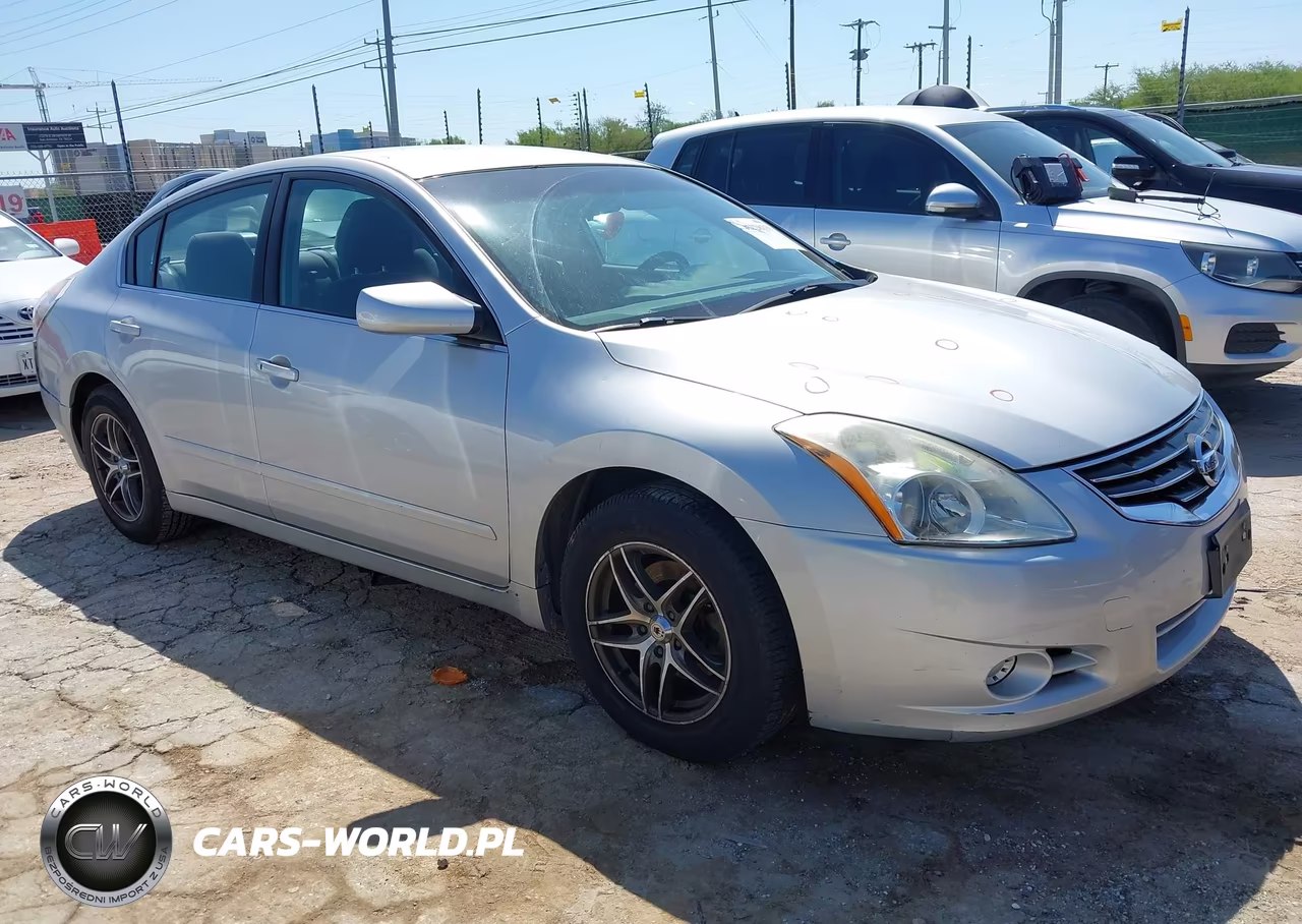 2012 Nissan Altima 2.5 S – zdjęcie 1 z 11