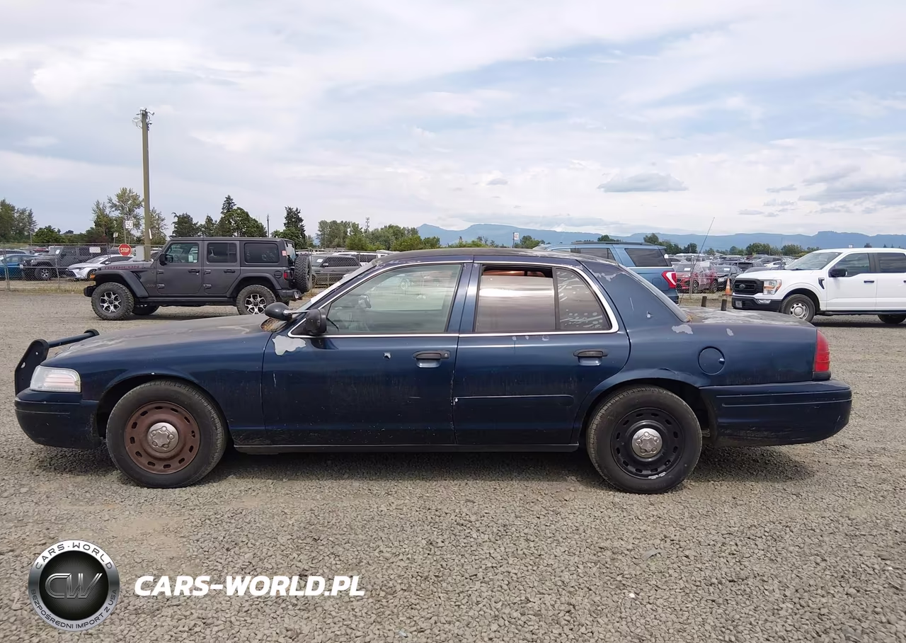 2005 Ford Crown Victoria Police VIN:2FAFP71W95X124123 - 14