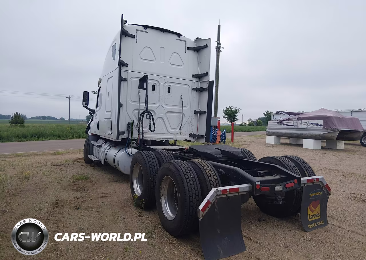 2020 Freightliner New Cascadia 126 VIN:3AKJHHDR0LSLX7917 - 3