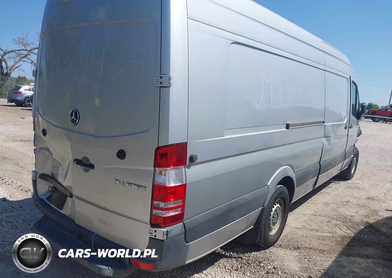 2016 Mercedes-Benz Sprinter 2500 High Roof VIN:WD3PE8DD8GP274831 - 4