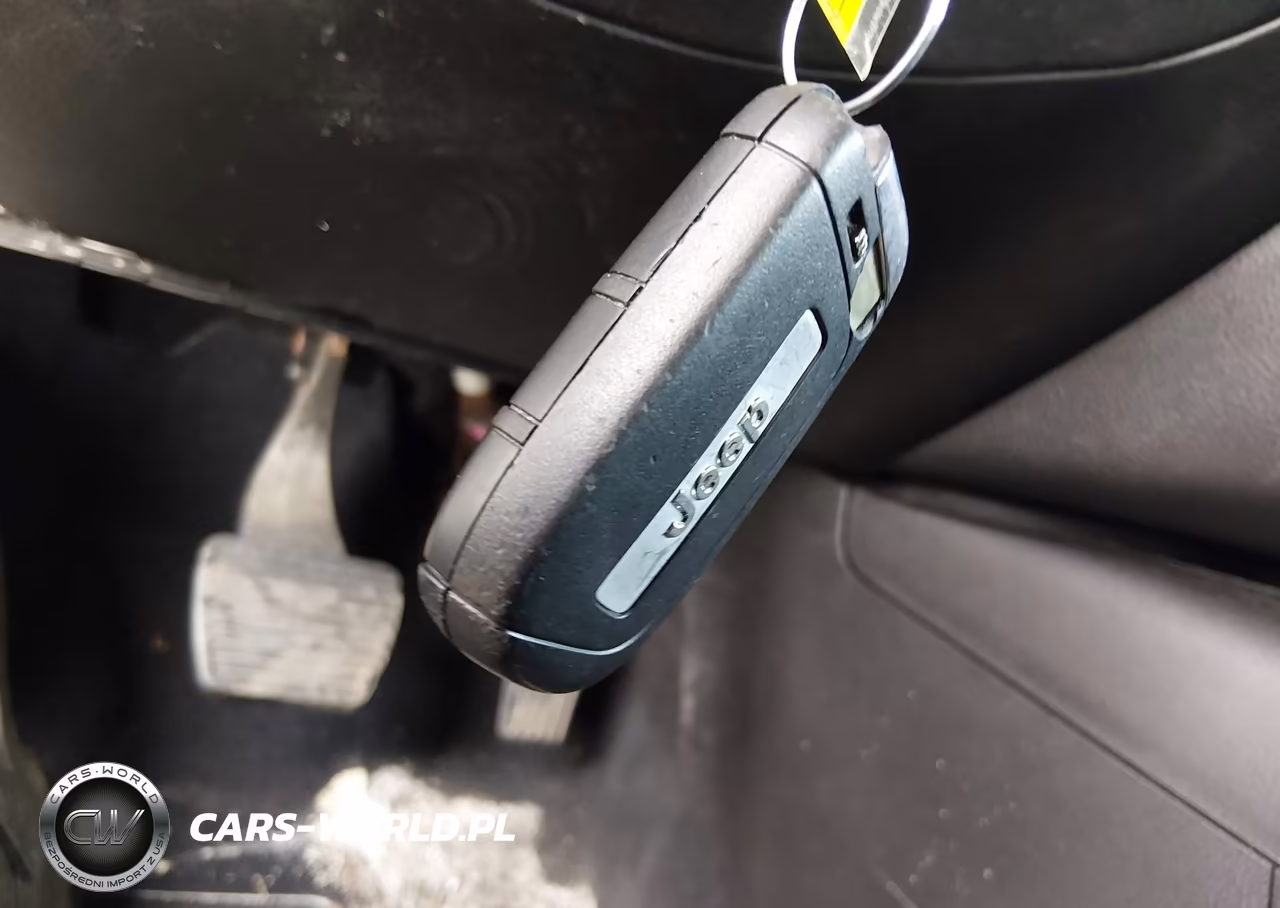 2016 Jeep Renegade Latitude VIN:ZACCJABT5GPE04729 - 11