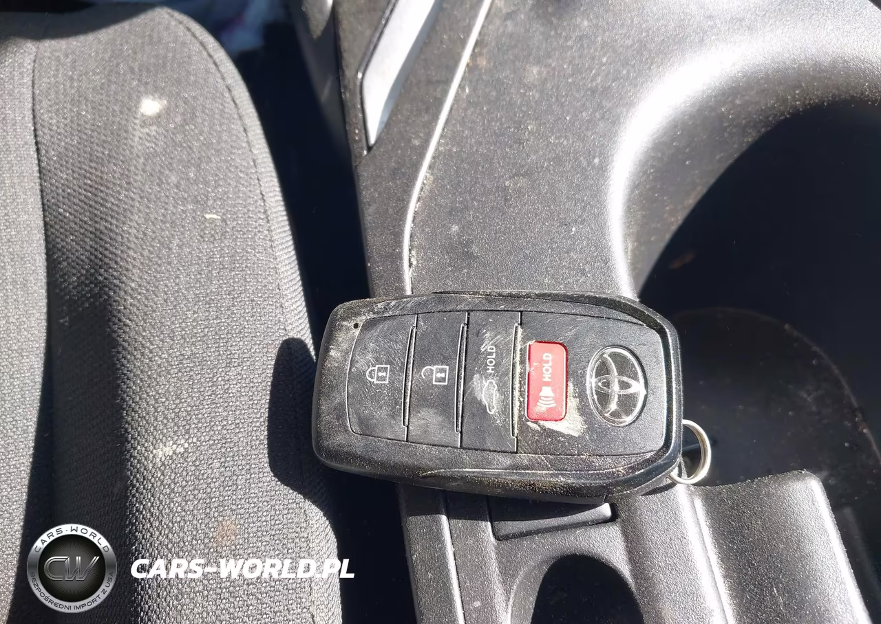 2025 Toyota Corolla Hybrid Le VIN:JTDBDMHE7SJ013216 - 11