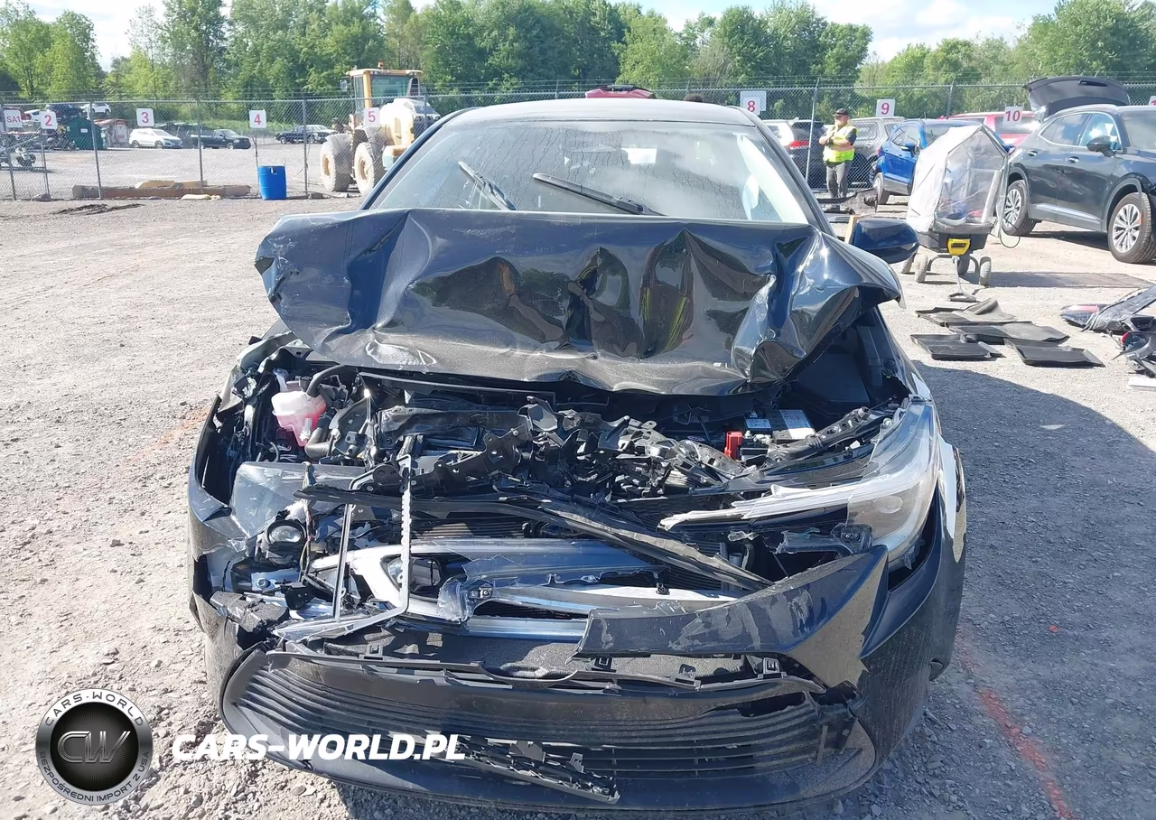 2025 Toyota Corolla Hybrid Le VIN:JTDBDMHE7SJ013216 - 13