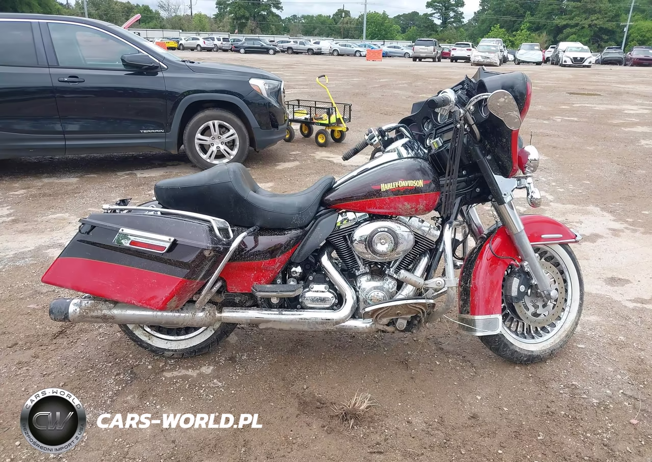 2010 Harley-Davidson Flhtk VIN:1HD1KEM18AB630836 - 11