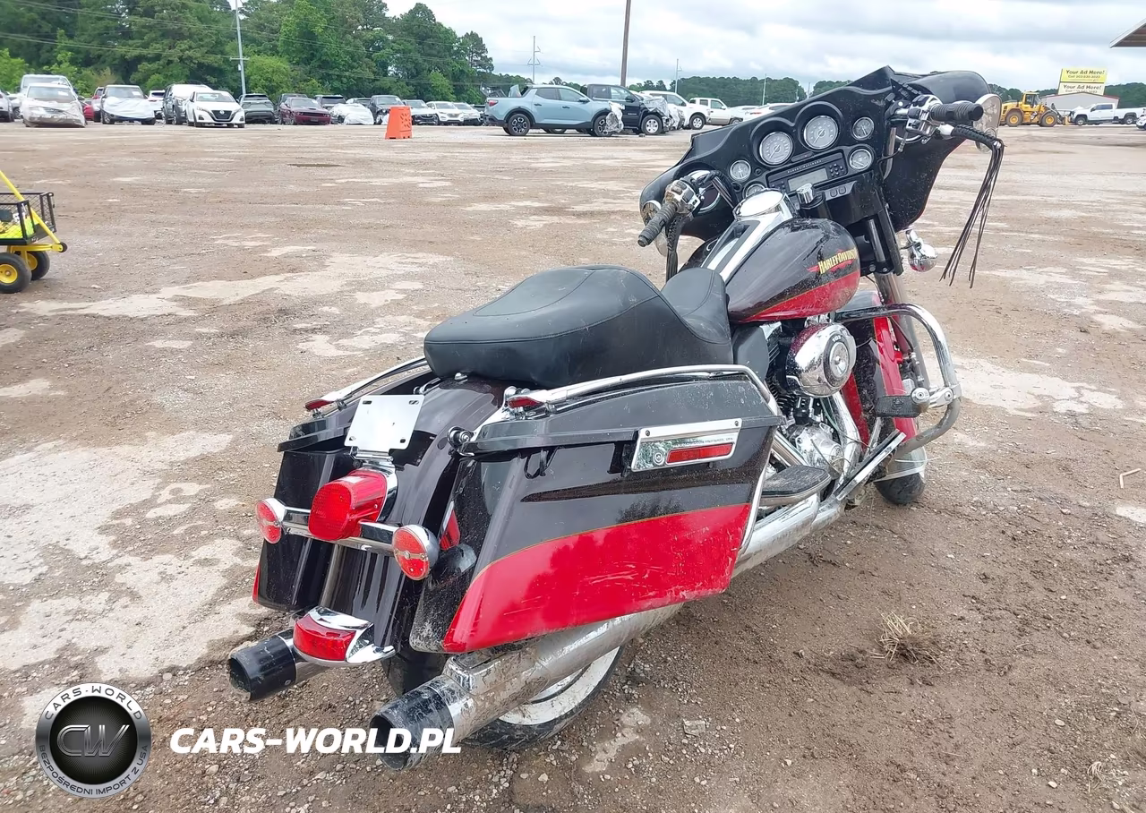 2010 Harley-Davidson Flhtk VIN:1HD1KEM18AB630836 - 4
