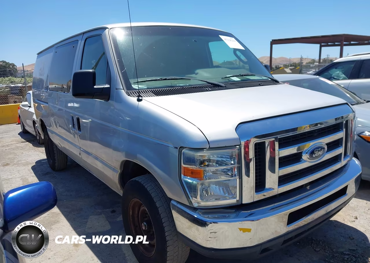 2011 Ford E-350 Super Duty Commercial