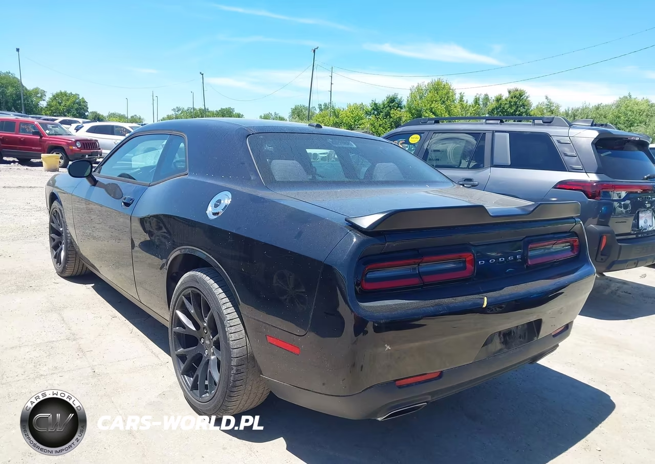 2015 Dodge Challenger Sxt VIN:2C3CDZAG1FH821330 - 3