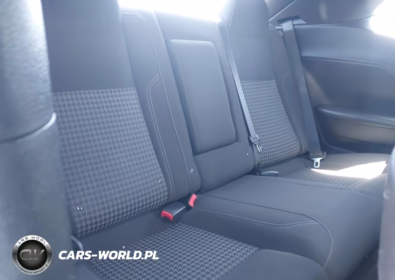 2015 Dodge Challenger Sxt VIN:2C3CDZAG1FH821330 - 8