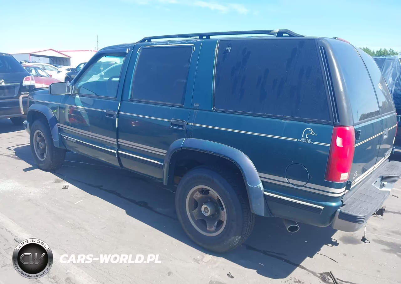 1999 Chevrolet Tahoe Ls VIN:1GNEK13R1XJ341760 - 3