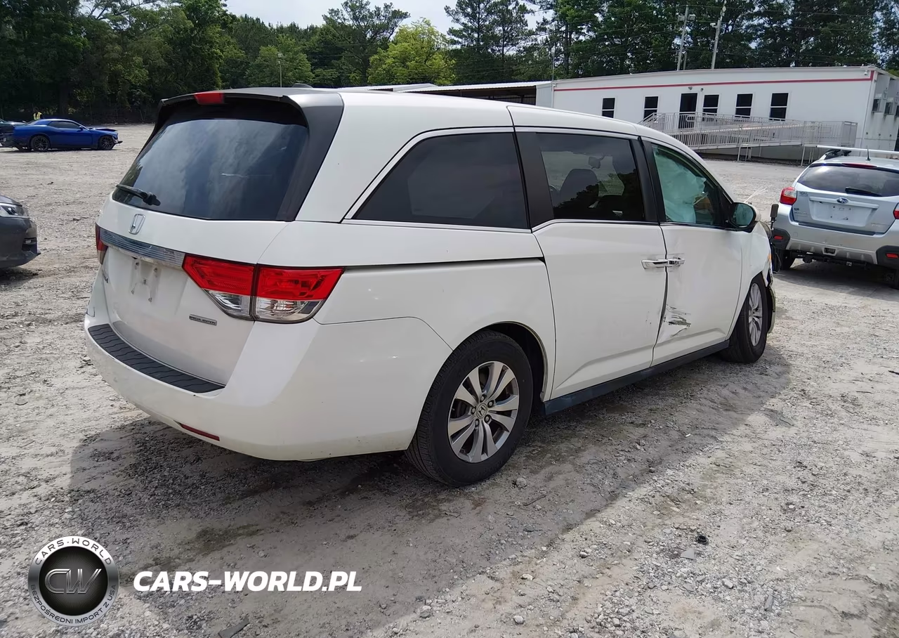 2017 Honda Odyssey Se VIN:5FNRL5H36HB018171 - 4