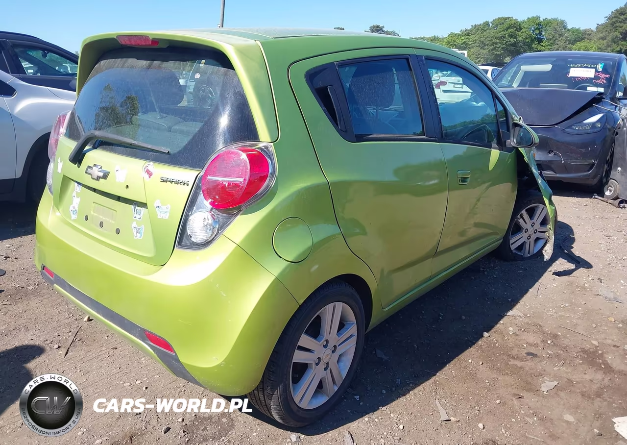 2013 Chevrolet Spark Ls Auto VIN:KL8CB6S98DC500569 - 4