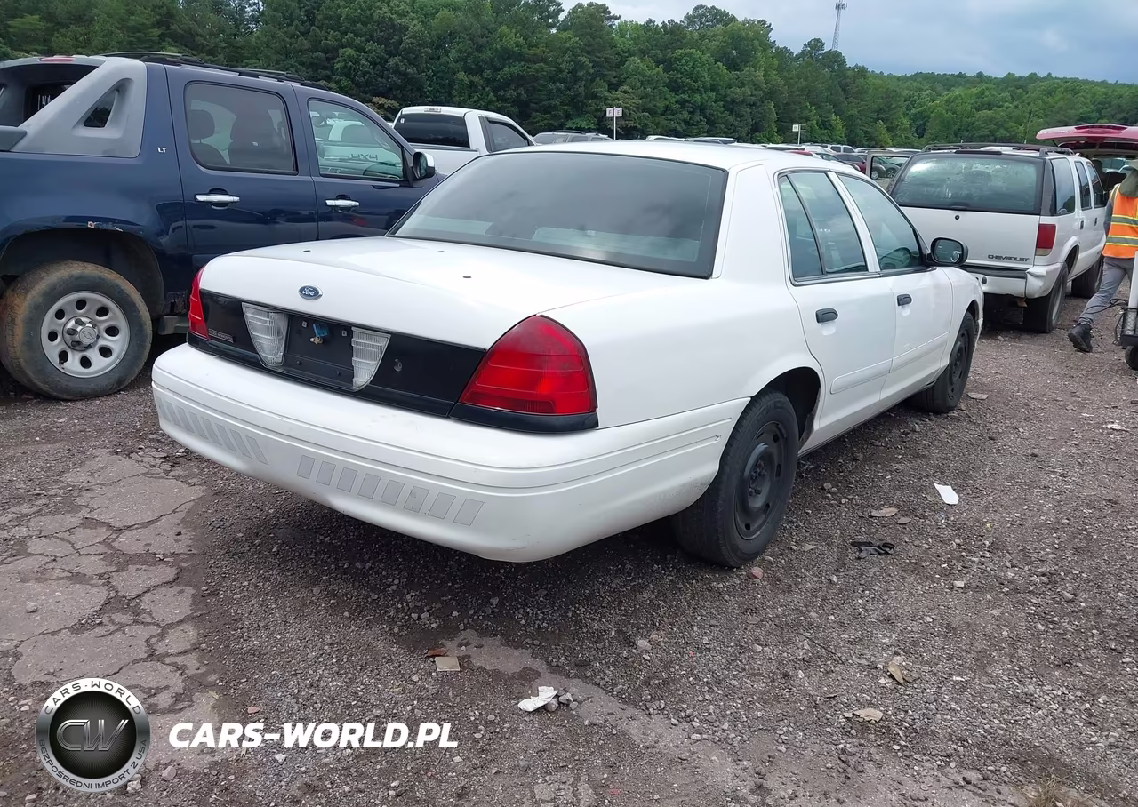 2003 Ford Crown Victoria Police VIN:2FAFP71W33X170544 - 4