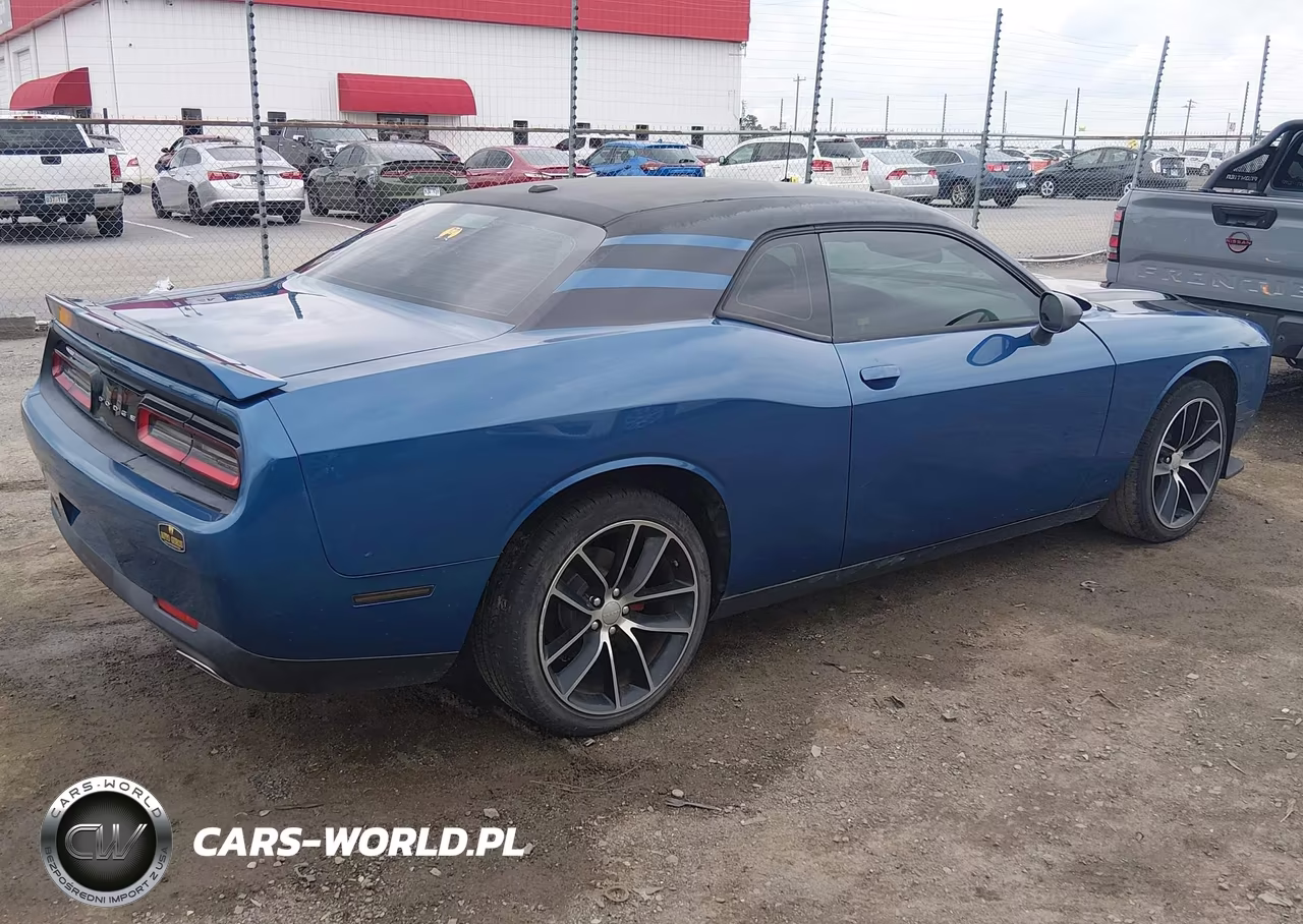 2020 Dodge Challenger Sxt VIN:2C3CDZAG4LH134788 - 4