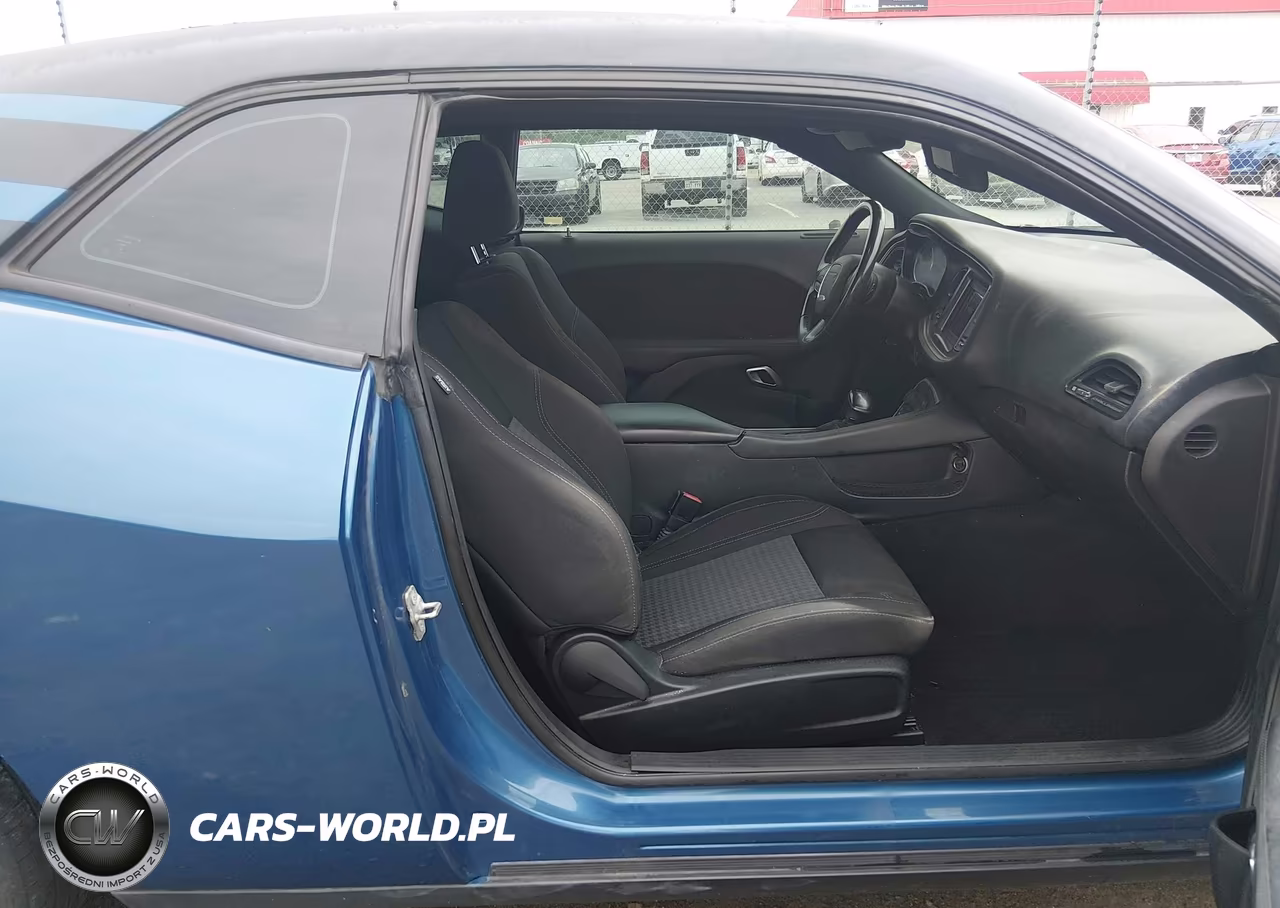 2020 Dodge Challenger Sxt VIN:2C3CDZAG4LH134788 - 5