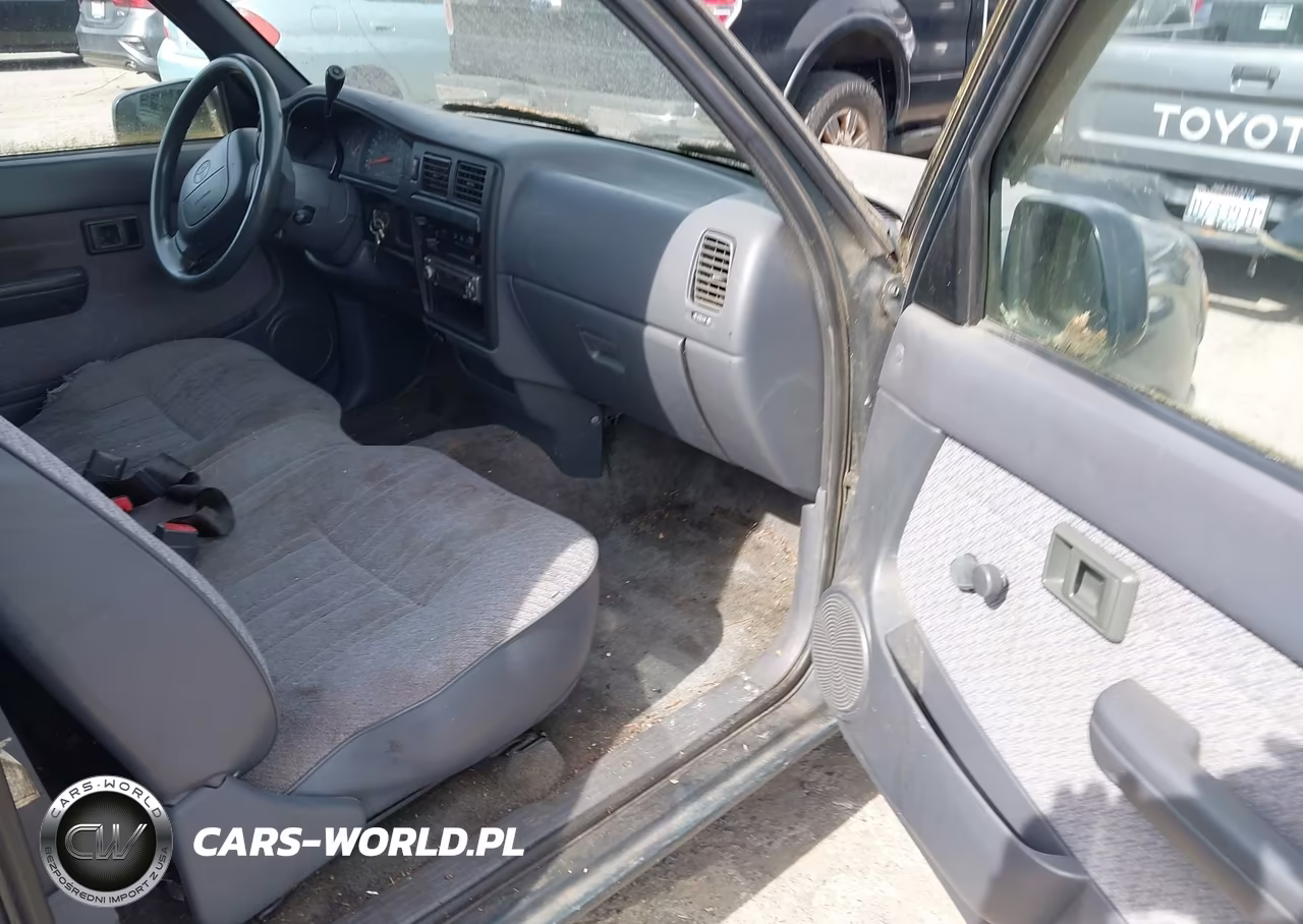 1997 Toyota Tacoma VIN:4TANL42N4VZ304802 - 5
