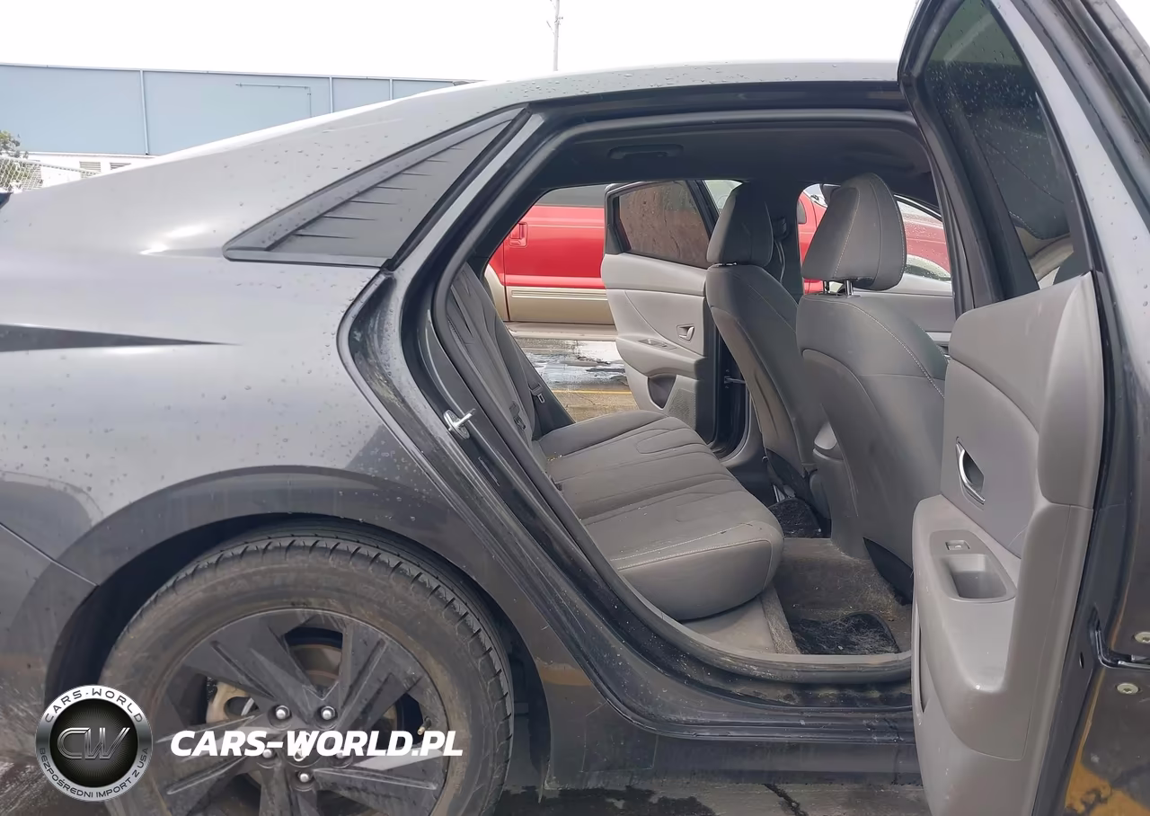 2023 Hyundai Elantra Sel VIN:5NPLM4AGXPH102486 - 8