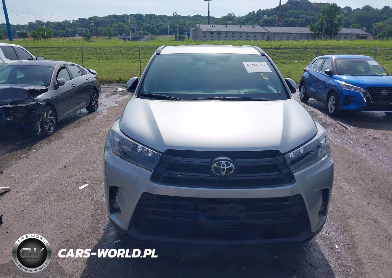 2019 Toyota Highlander Se VIN:5TDJZRFH6KS614692 - 13