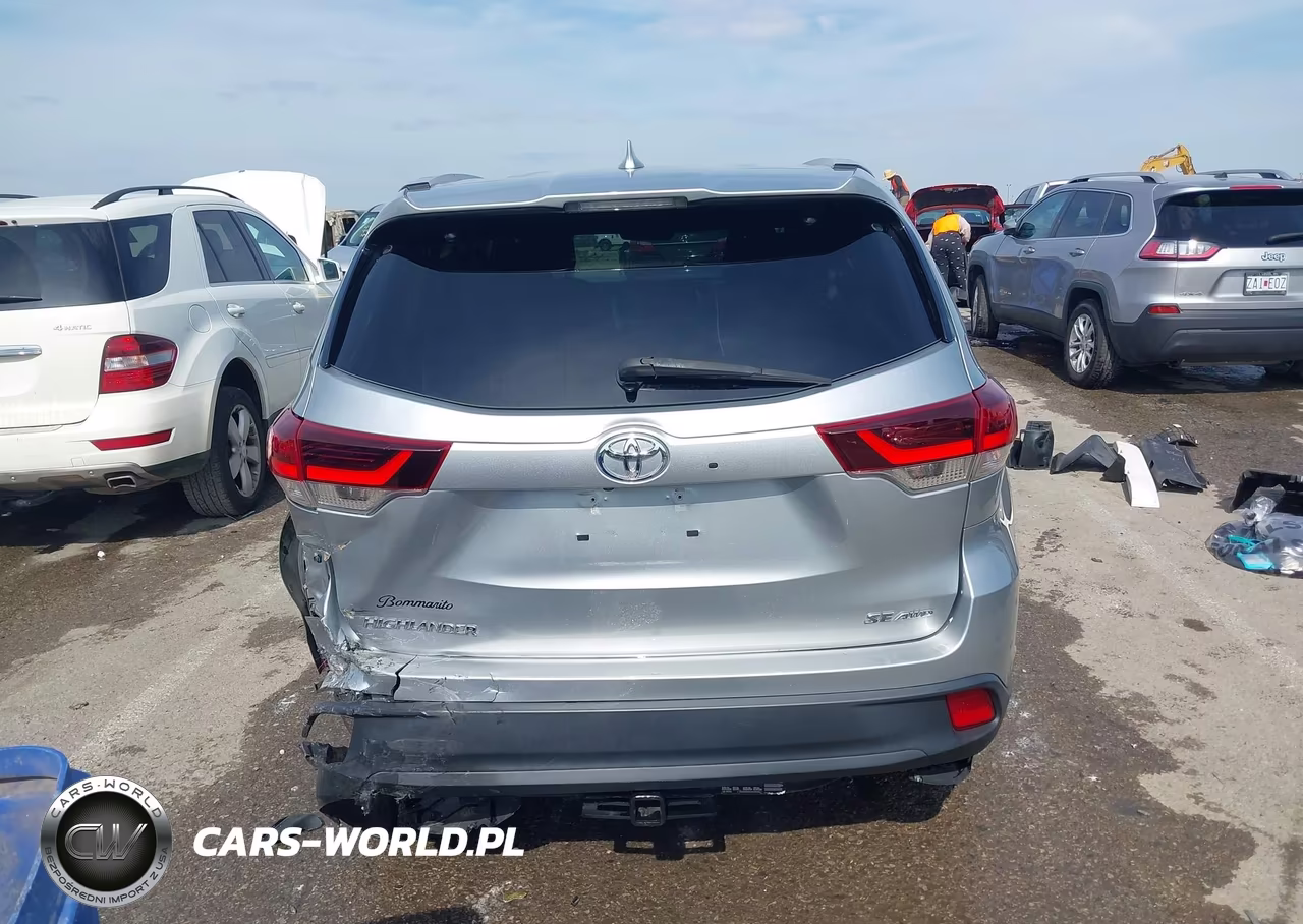 2019 Toyota Highlander Se VIN:5TDJZRFH6KS614692 - 17