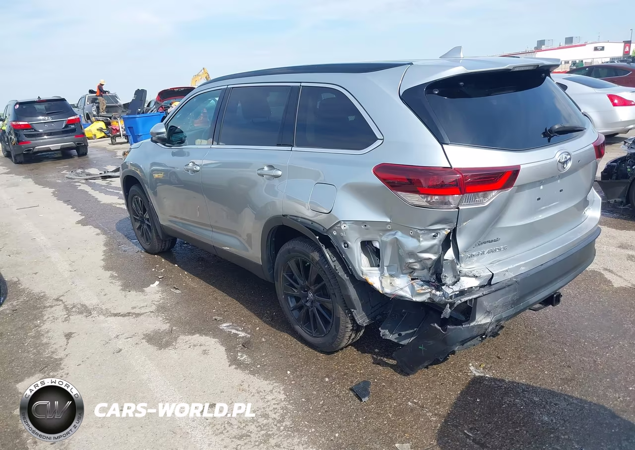 2019 Toyota Highlander Se VIN:5TDJZRFH6KS614692 - 3