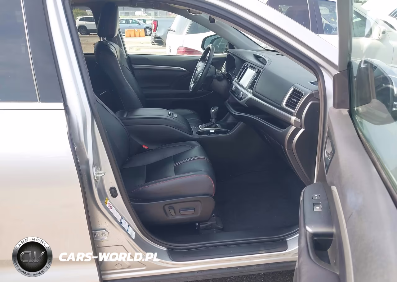 2019 Toyota Highlander Se VIN:5TDJZRFH6KS614692 - 5
