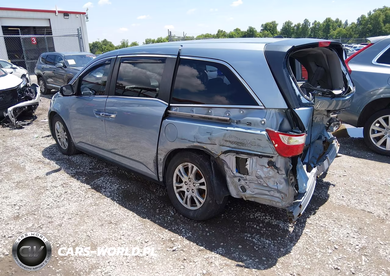 2013 Honda Odyssey Ex-L VIN:5FNRL5H64DB012101 - 3