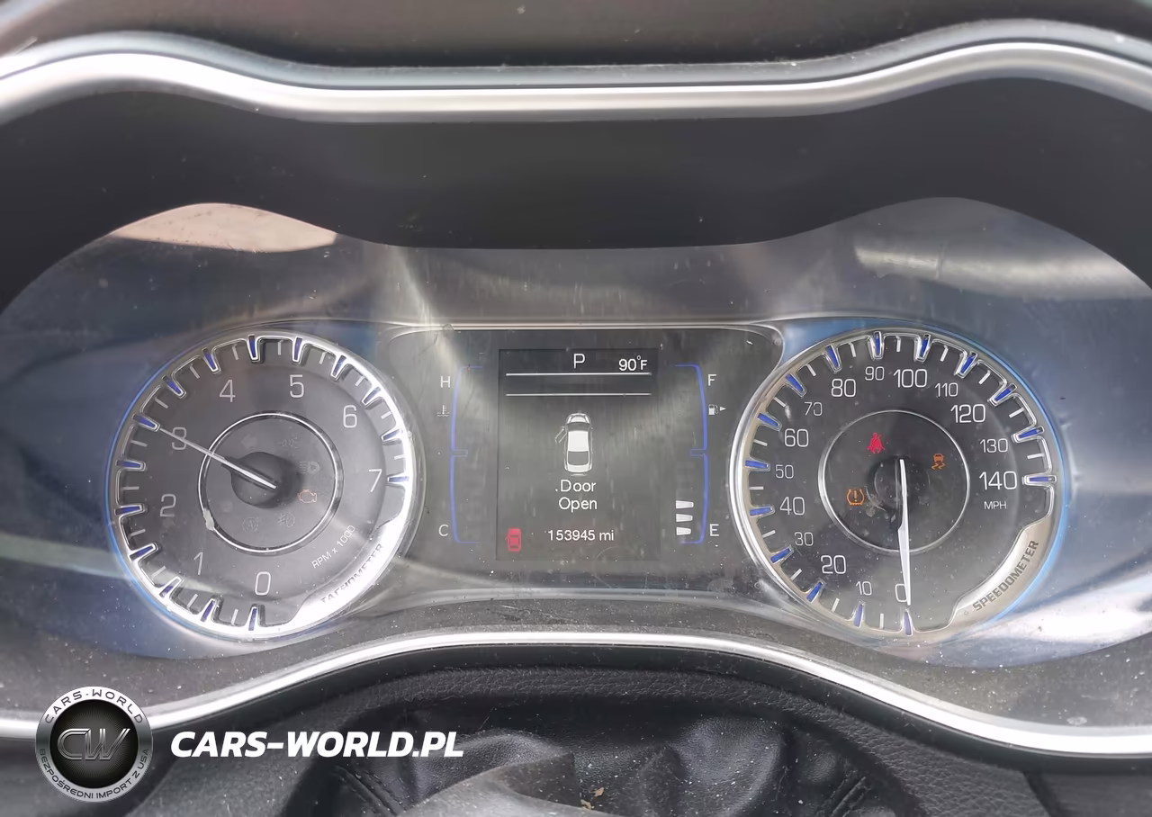 2015 Chrysler 200 Limited VIN:1C3CCCABXFN622868 - 7