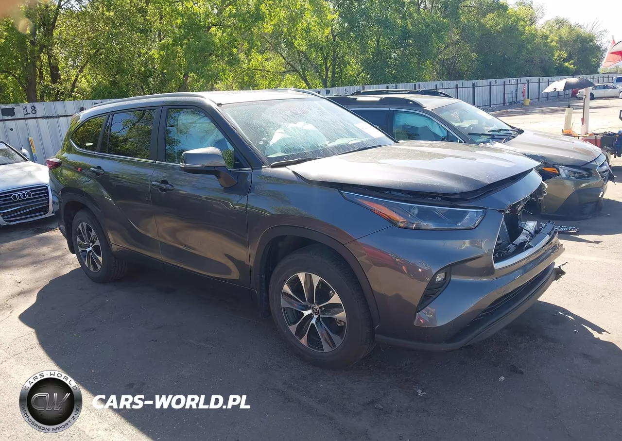 2025 Toyota Highlander Xle – zdjęcie 1 z 16