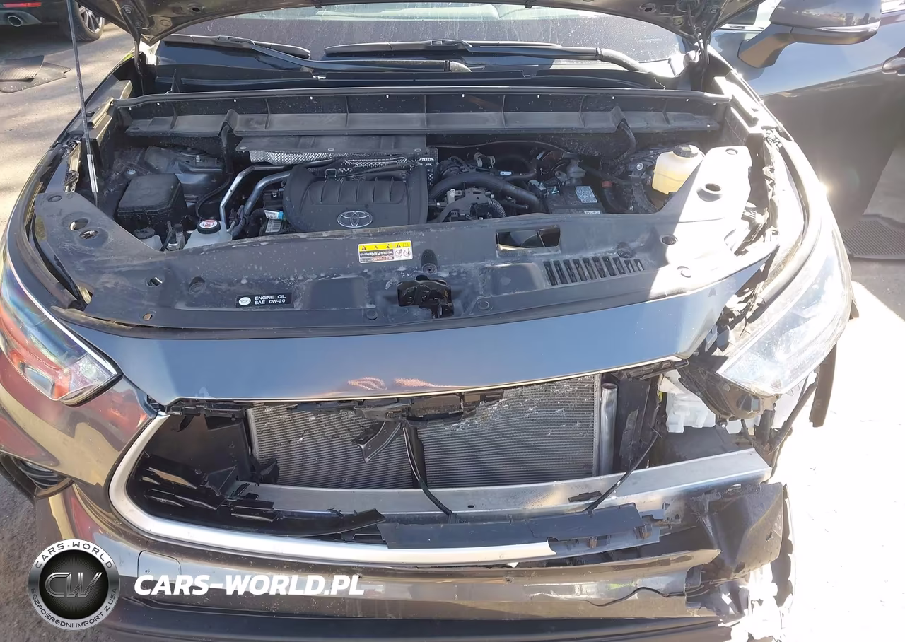 2025 Toyota Highlander Xle VIN:5TDKDRBH1SS588656 - 10