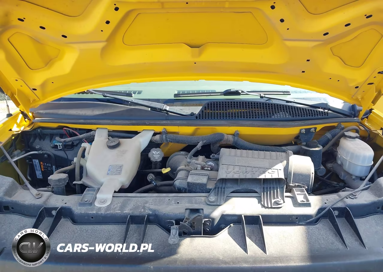 2012 GMC Savana Cutaway Work Van VIN:1GD374CG8C1904858 - 9