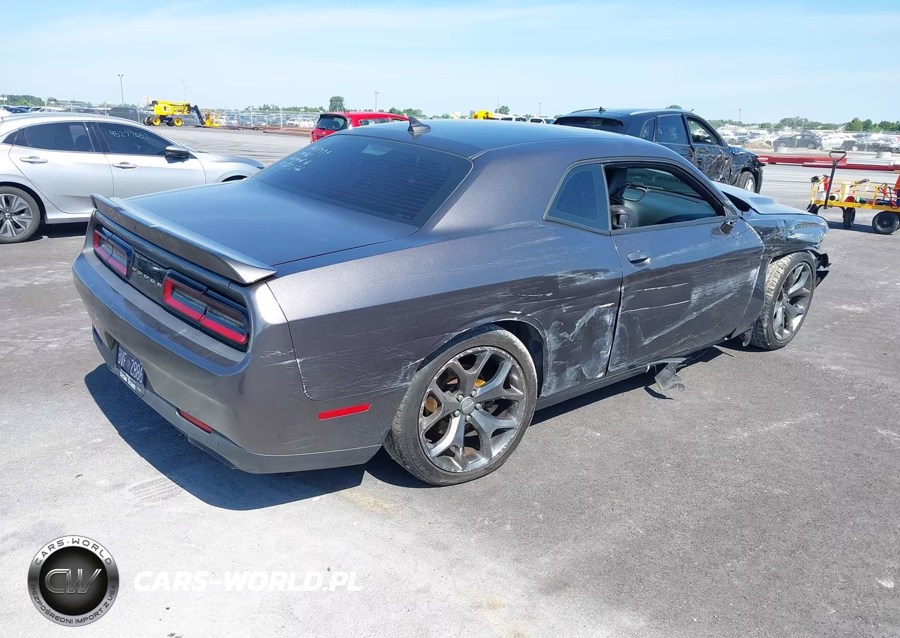 2015 Dodge Challenger Sxt Plus VIN:2C3CDZBG8FH861550 - 4