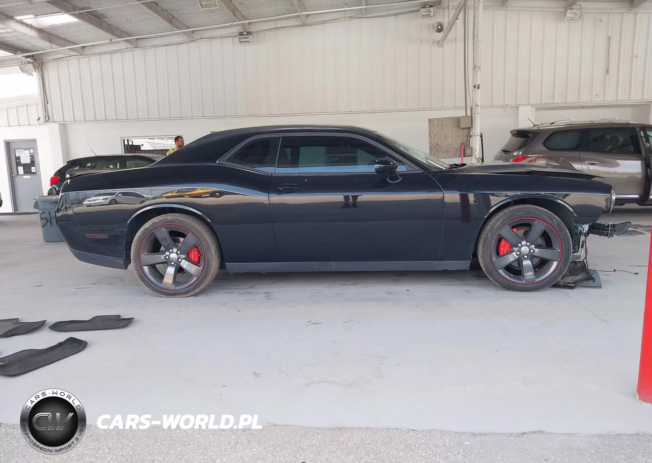 2015 Dodge Challenger Sxt VIN:2C3CDZAG9FH900860 - 13