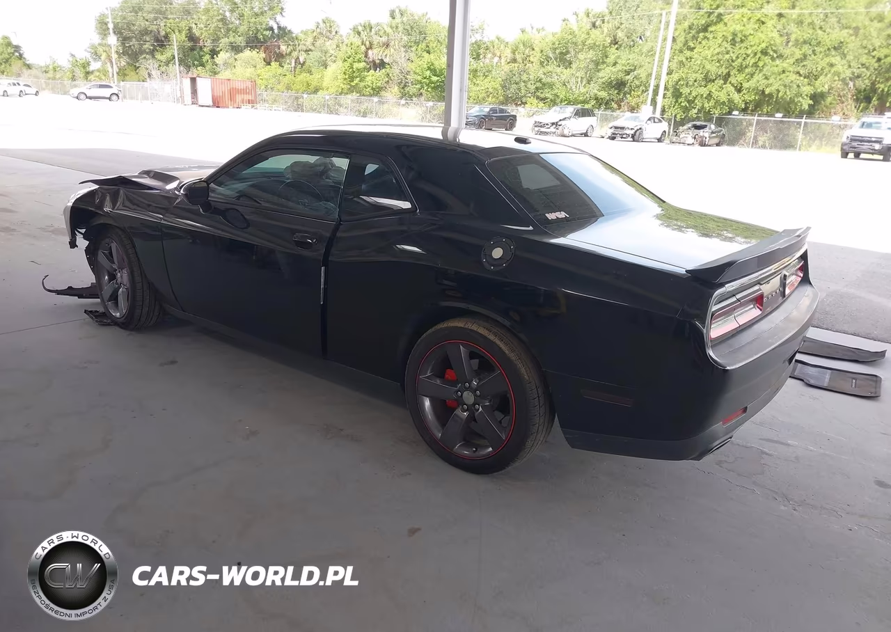 2015 Dodge Challenger Sxt VIN:2C3CDZAG9FH900860 - 3