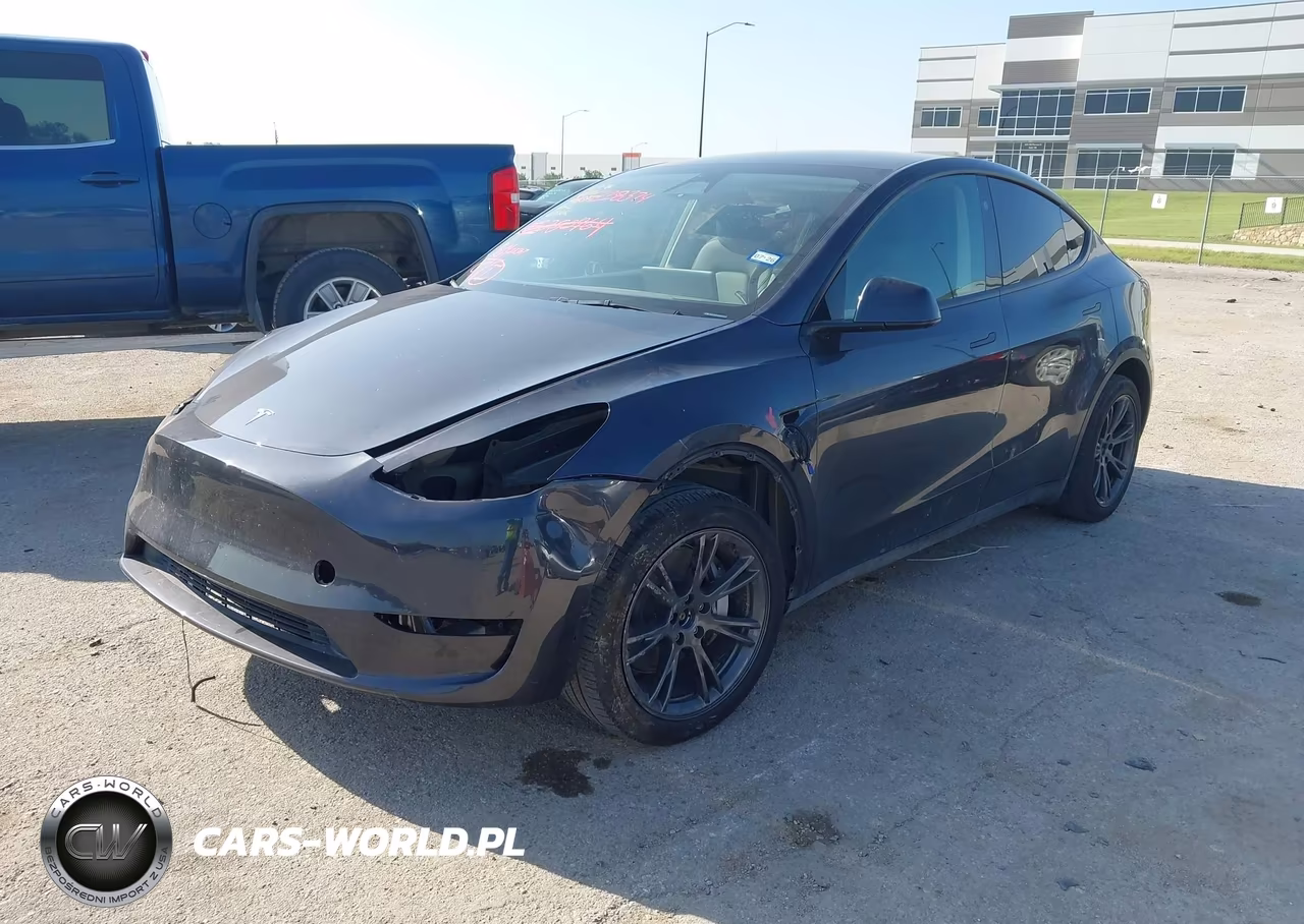 2024 Tesla Model Y Long Range Dual Motor All-Wheel Drive VIN:7SAYGDEE3RA301127 - 2
