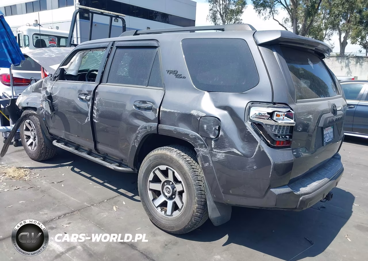 2020 Toyota 4Runner Trd Off Road Premium VIN:JTEBU5JR2L5782750 - 3