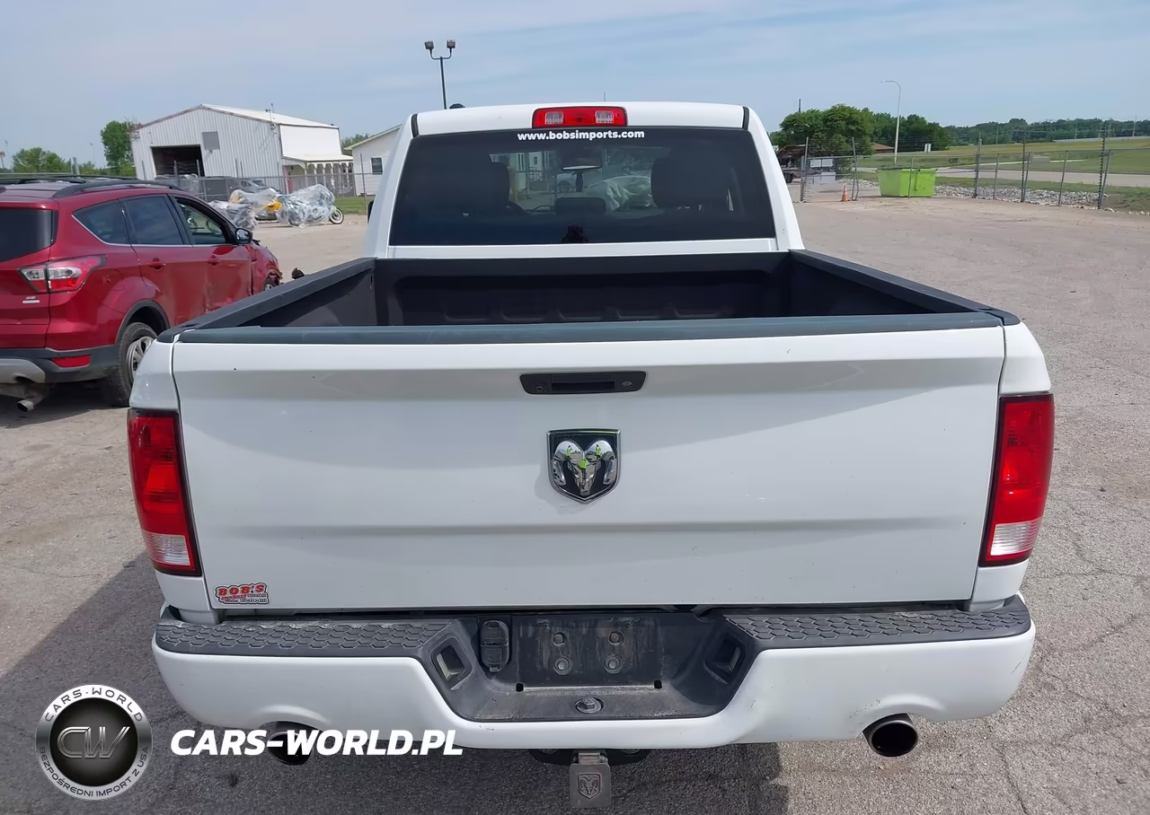 2016 Ram 1500 Express VIN:1C6RR6FT3GS278835 - 17