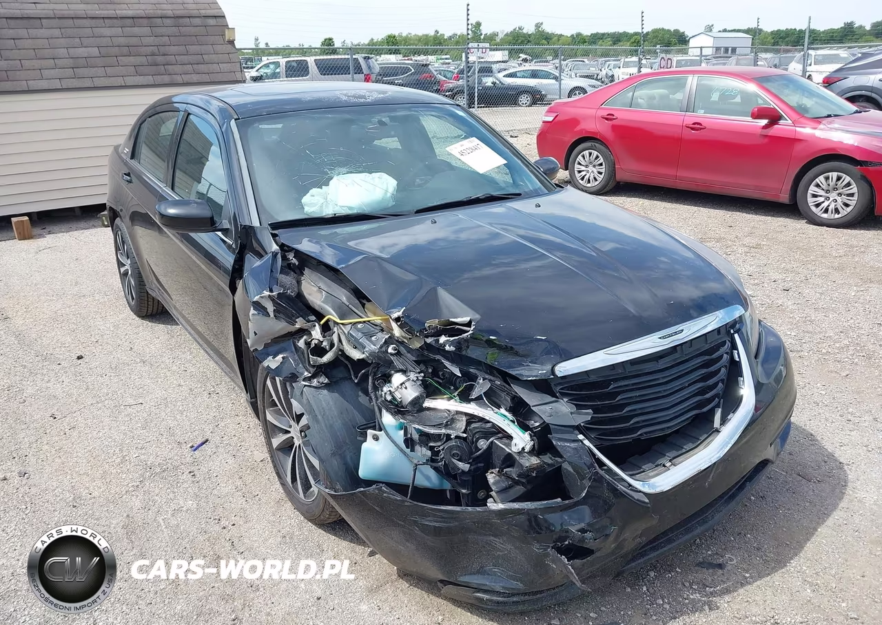 2014 Chrysler 200 Touring – zdjęcie 1 z 16