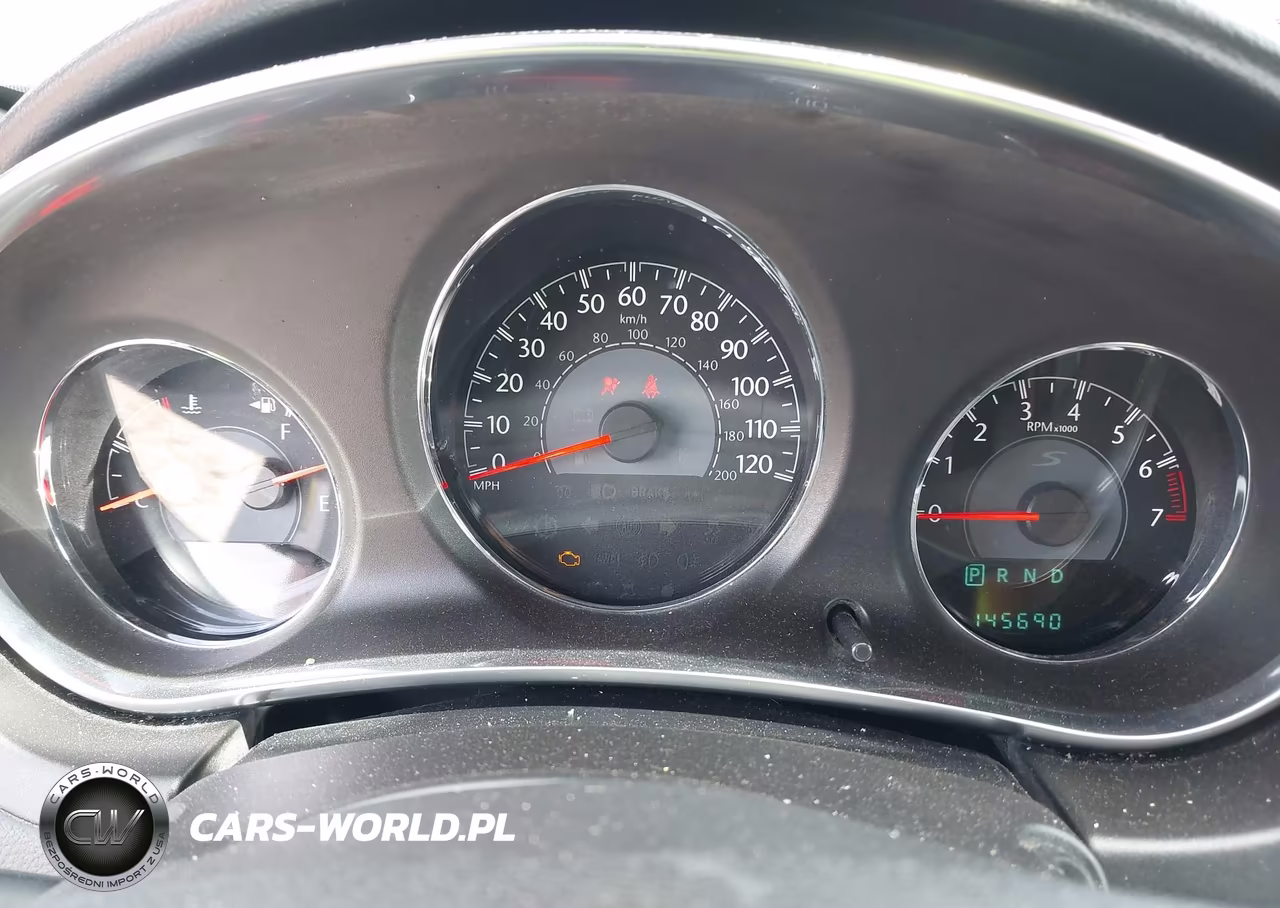 2014 Chrysler 200 Touring VIN:1C3CCBBG1EN159540 - 7
