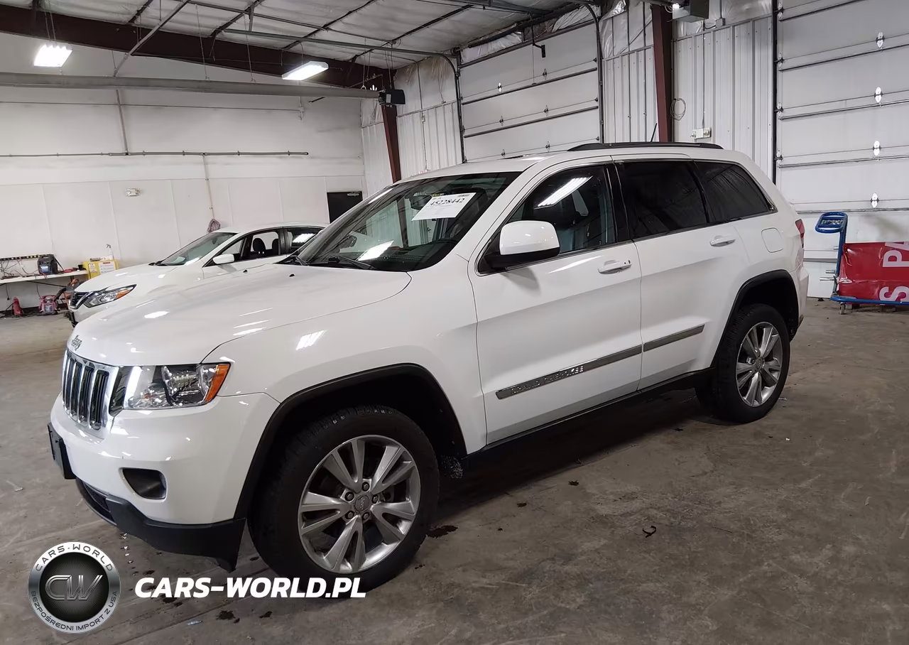 2013 Jeep Grand Cherokee Laredo VIN:1C4RJFAG7DC641430 - 2