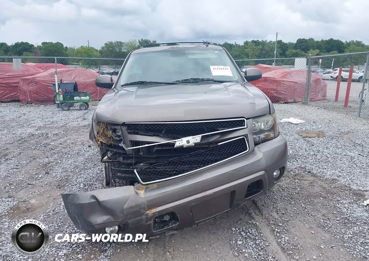 2013 Chevrolet Tahoe Lt VIN:1GNSCBE01DR346927 - 12