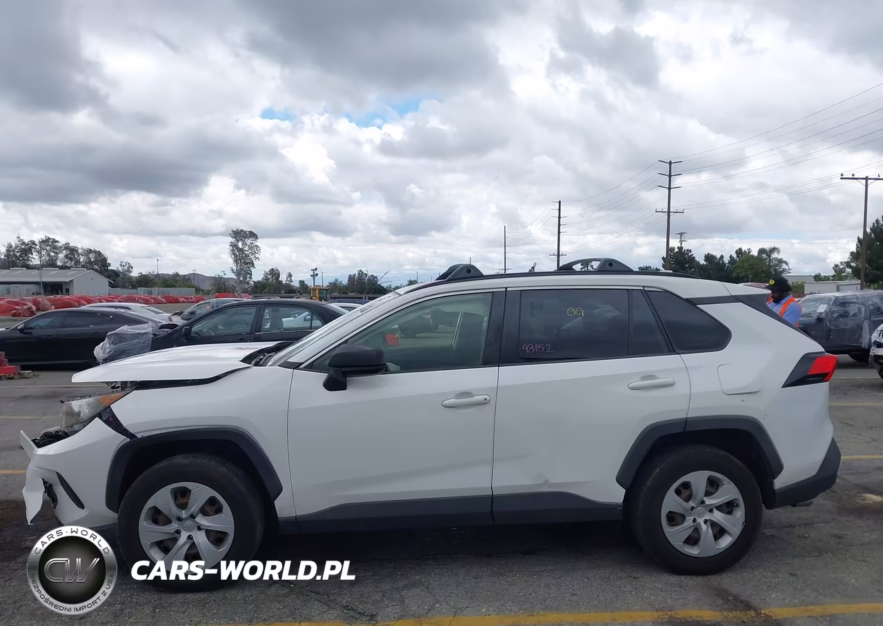 2020 Toyota Rav4 Le VIN:JTMH1RFV3LD053540 - 20