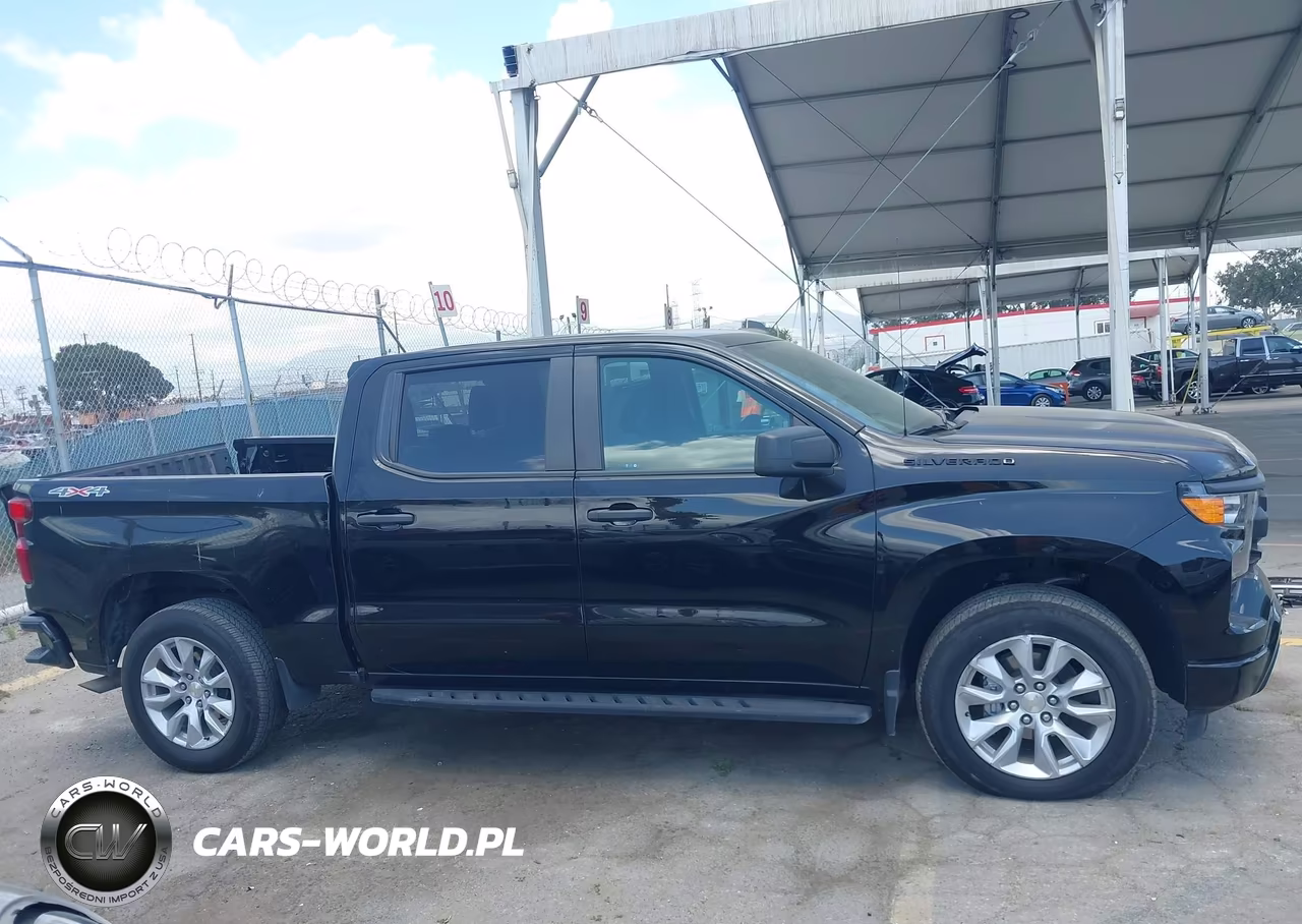 2023 Chevrolet Silverado 1500 4Wd Short Bed Custom VIN:3GCPDBEK3PG288840 - 14