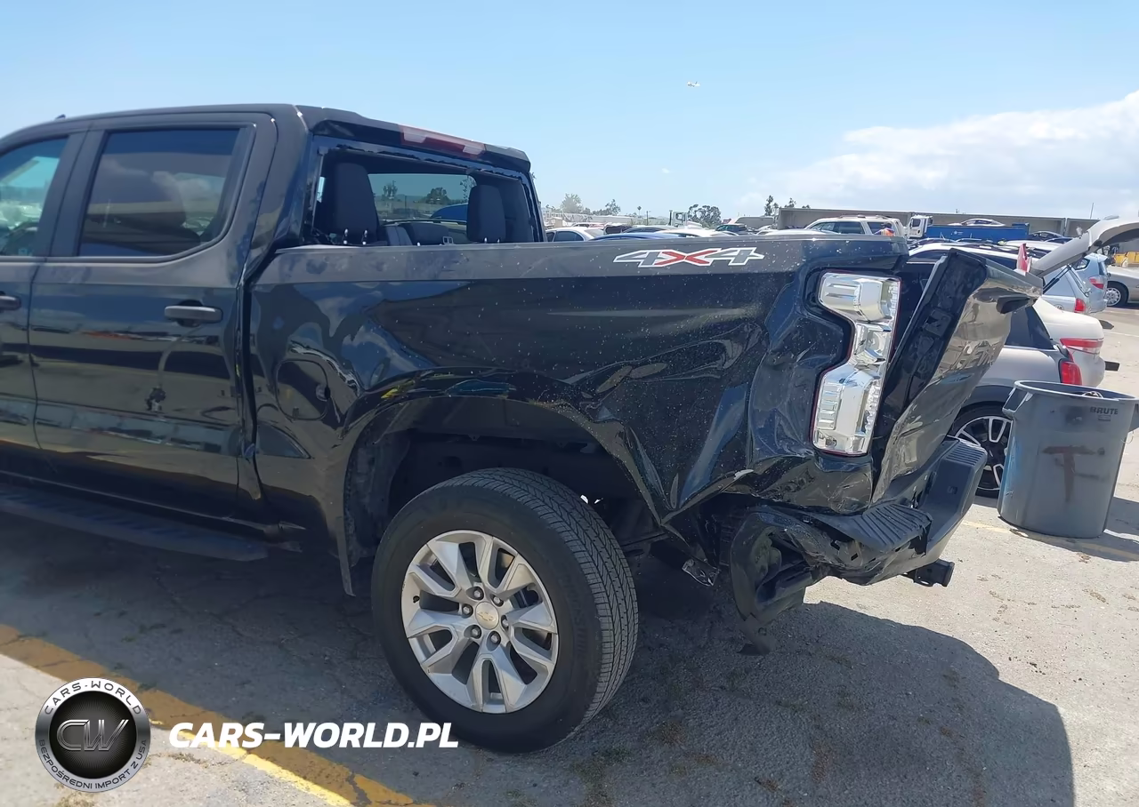 2023 Chevrolet Silverado 1500 4Wd Short Bed Custom VIN:3GCPDBEK3PG288840 - 18